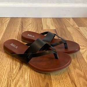 NEW - MIA Black/Brown Sandal